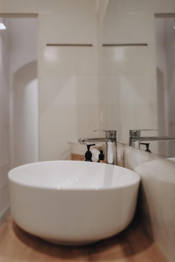 Insieme Suites Неаполь Экстерьер фото