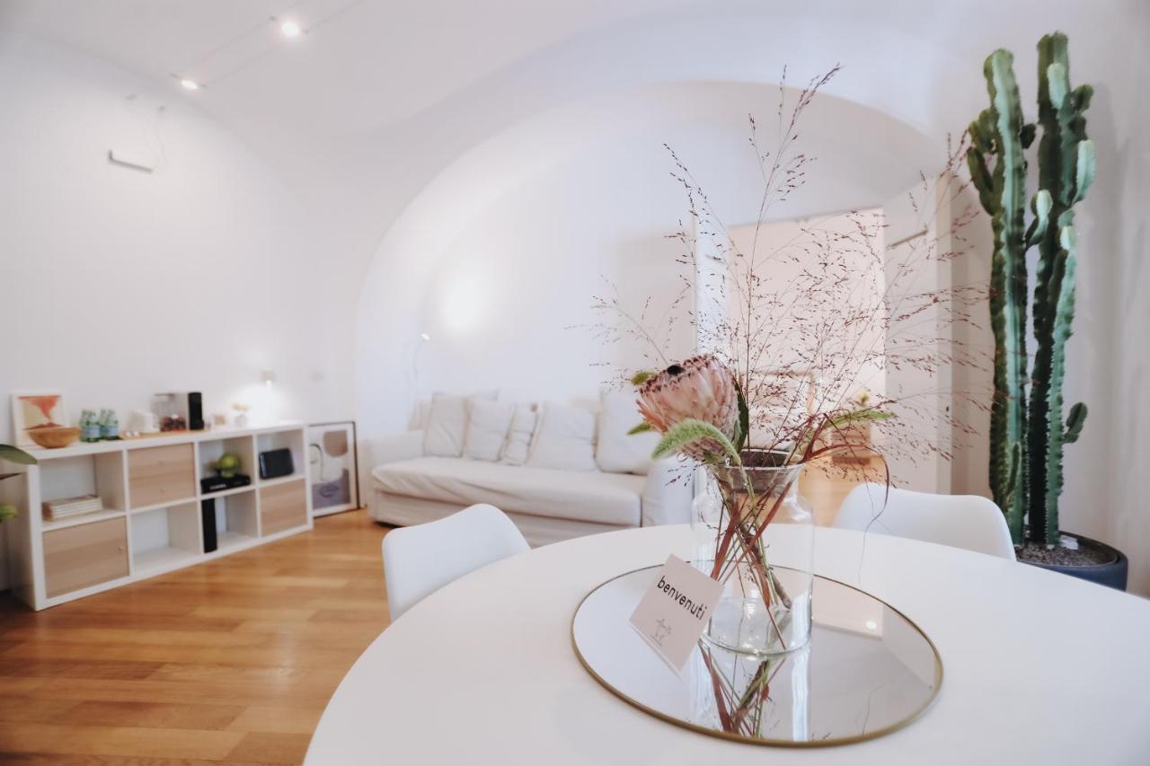 Insieme Suites Неаполь Экстерьер фото